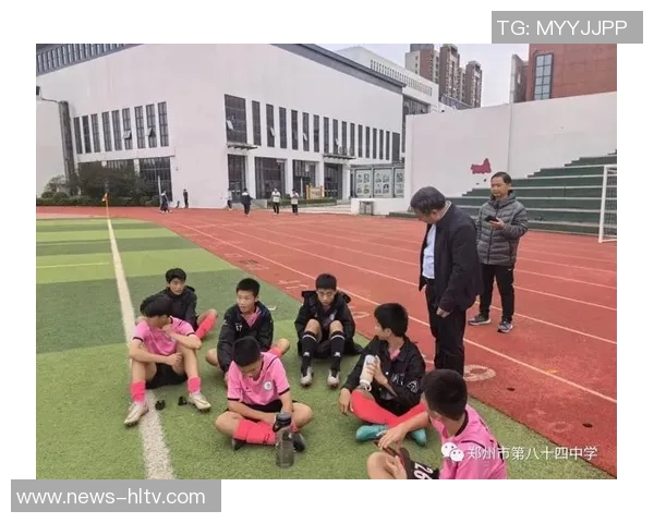 郑州足球俱乐部诚邀热爱足球的你加入我们的团队，共同追逐梦想与荣耀